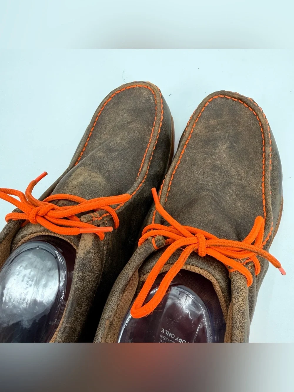 Twisted X Chukka Driving Moc Shoe Men's 9.5 M Brown Leather Orange Laces MDM0019